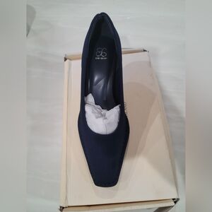 Chic Navy Heels by [Brand]
